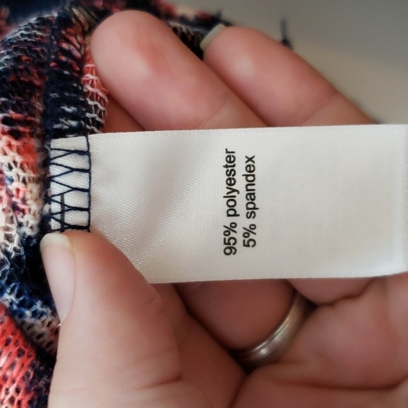 Maurices Chevron print multi color cross front top. Semi sheer, women's size med - Picture 5 of 6